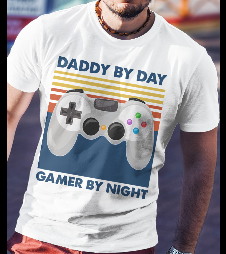 Daddy By Day Gamer By Night Retro Game Controller T-Shirt