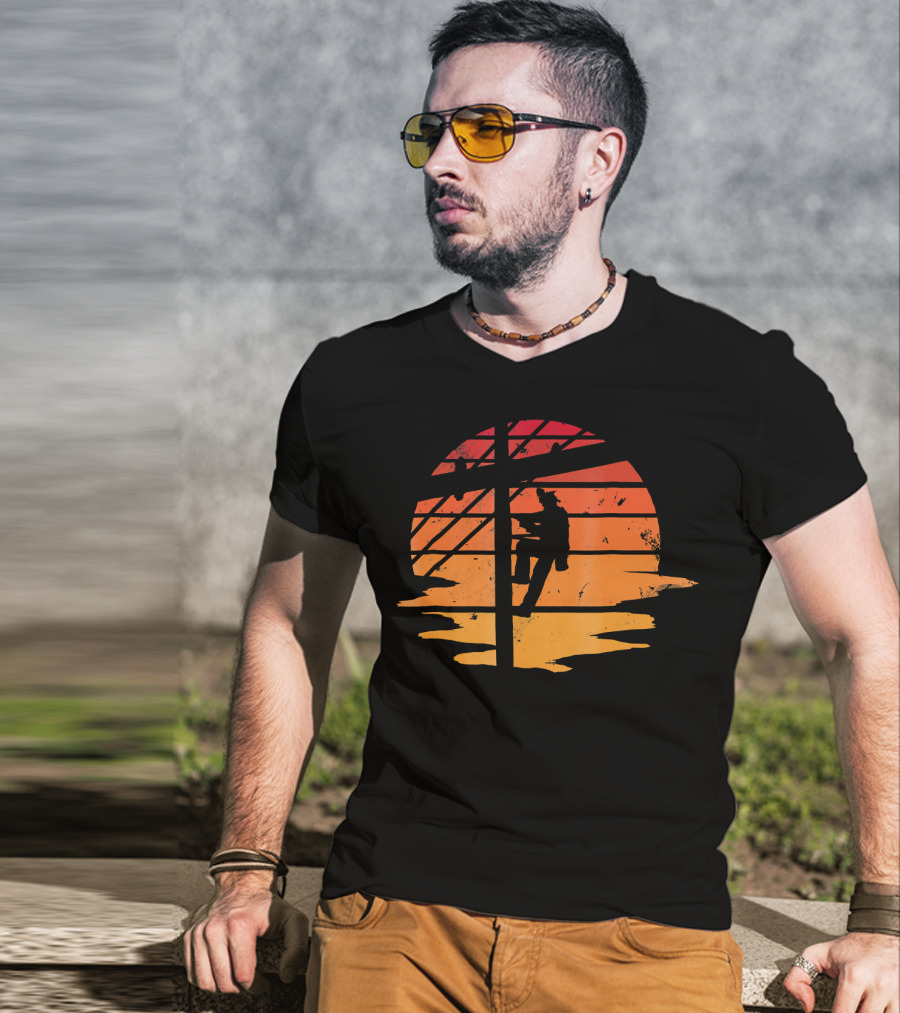 Vintage Distressed Sunset Lineman Electricians T-Shirt