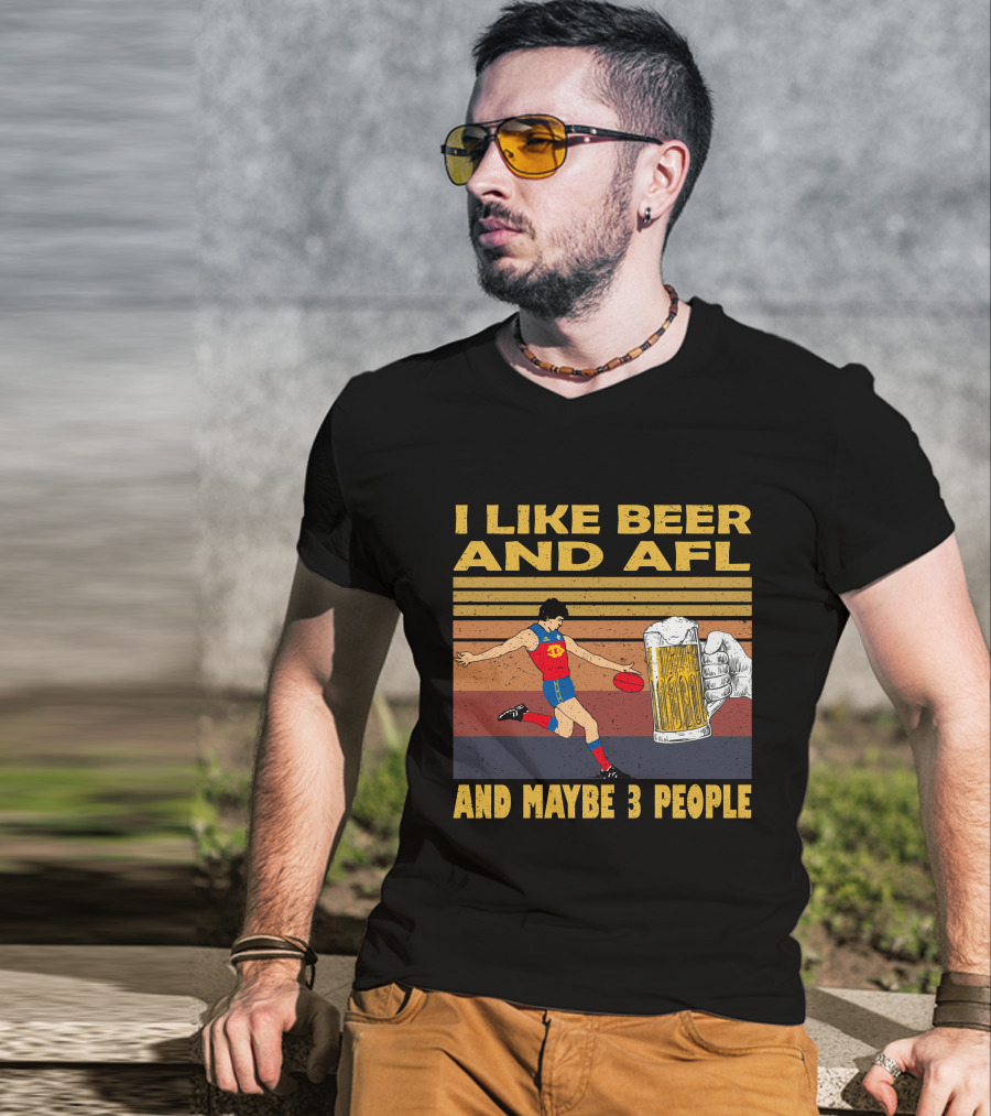 I Like Beer And AFL Maybe 3 People Retro Player And Beer Mug T-Shirt