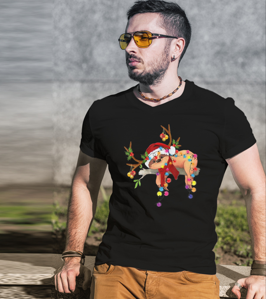Santa Sloth With Gorgeous Reindeer Antlers And Christmas Lights T-Shirt