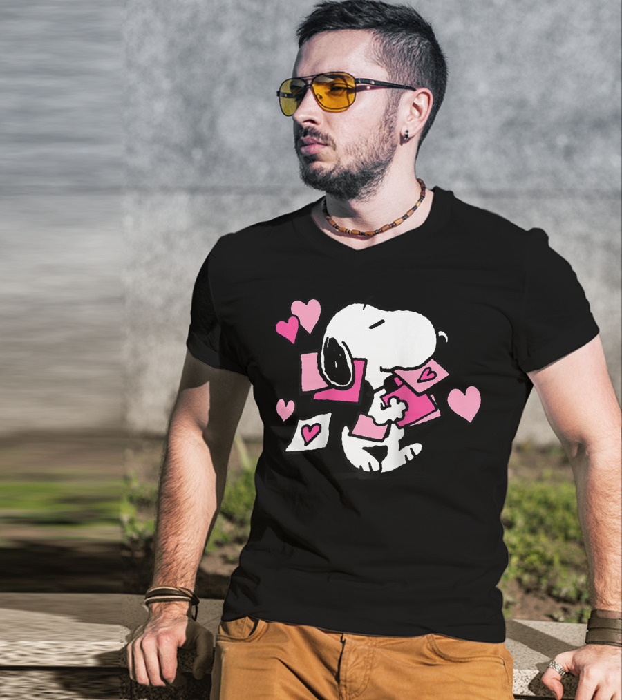 Peanuts Valentines Snoopy Carrying Hearts And Envelopes T-Shirt