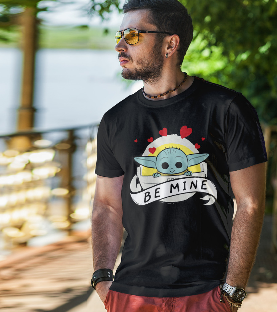 Star Wars The Mandalorian The Child Be Mine Hearts T-Shirt