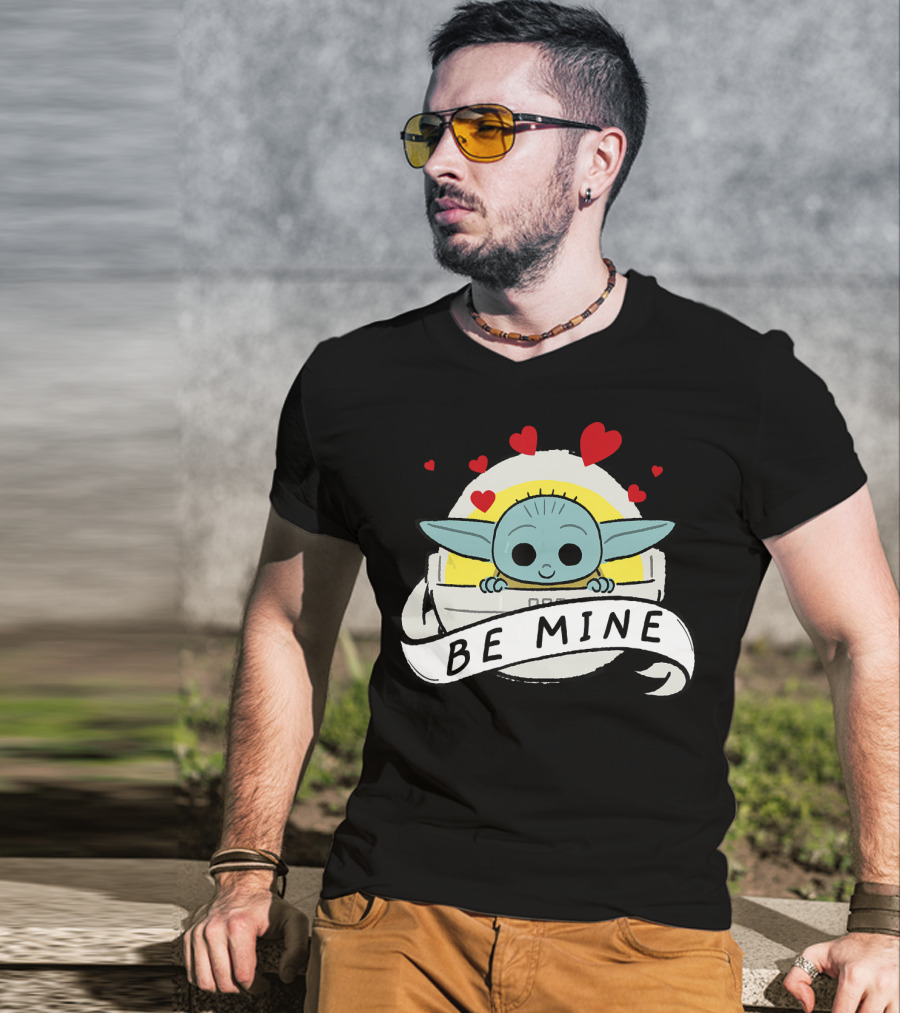Star Wars The Mandalorian The Child Be Mine Hearts T-Shirt