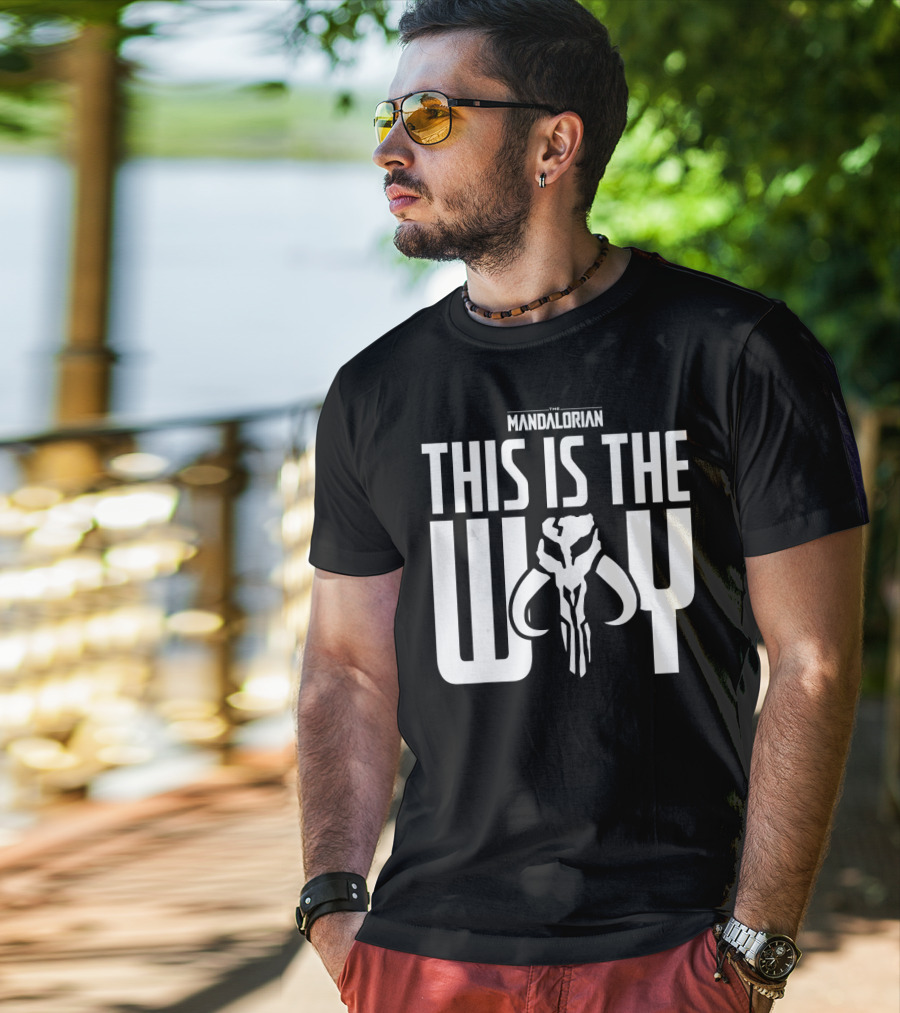 Star Wars The Mandalorian This Is The Way Mythosaur Emblem T-Shirt