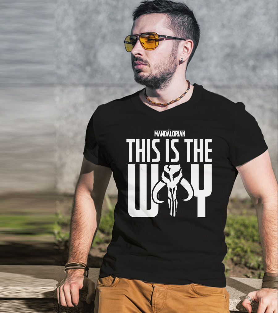 Star Wars The Mandalorian This Is The Way Mythosaur Emblem T-Shirt