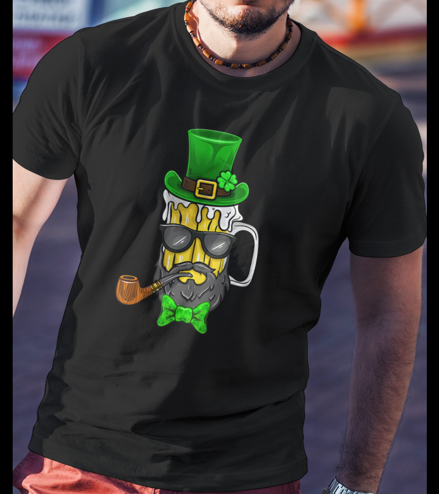 St Patricks Day Leprechaun Beer Mug With Beard And Green Hat T-Shirt