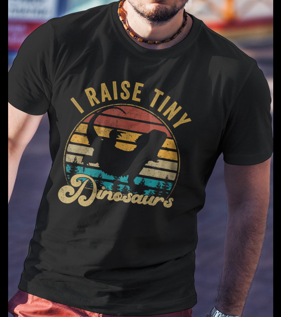 I Raise Tiny Dinosaurs Funny Bearded Dragon Vintage Silhouette Retro Sunset T-Shirt