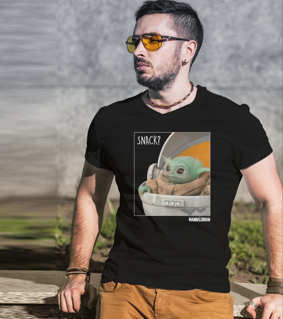Star Wars The Mandalorian Snack Time The Child In Pod T-Shirt