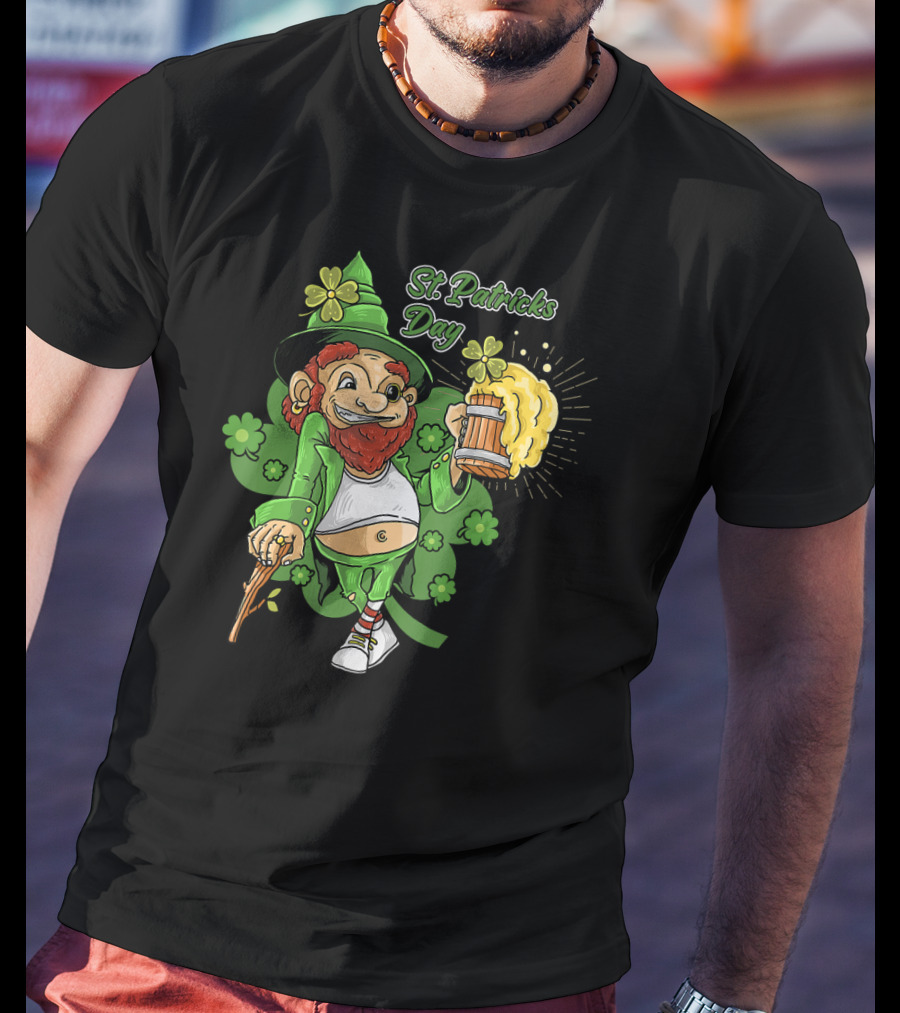 St Patricks Day Lucky Irish Leprechaun With Beer And Shamrocks T-Shirt
