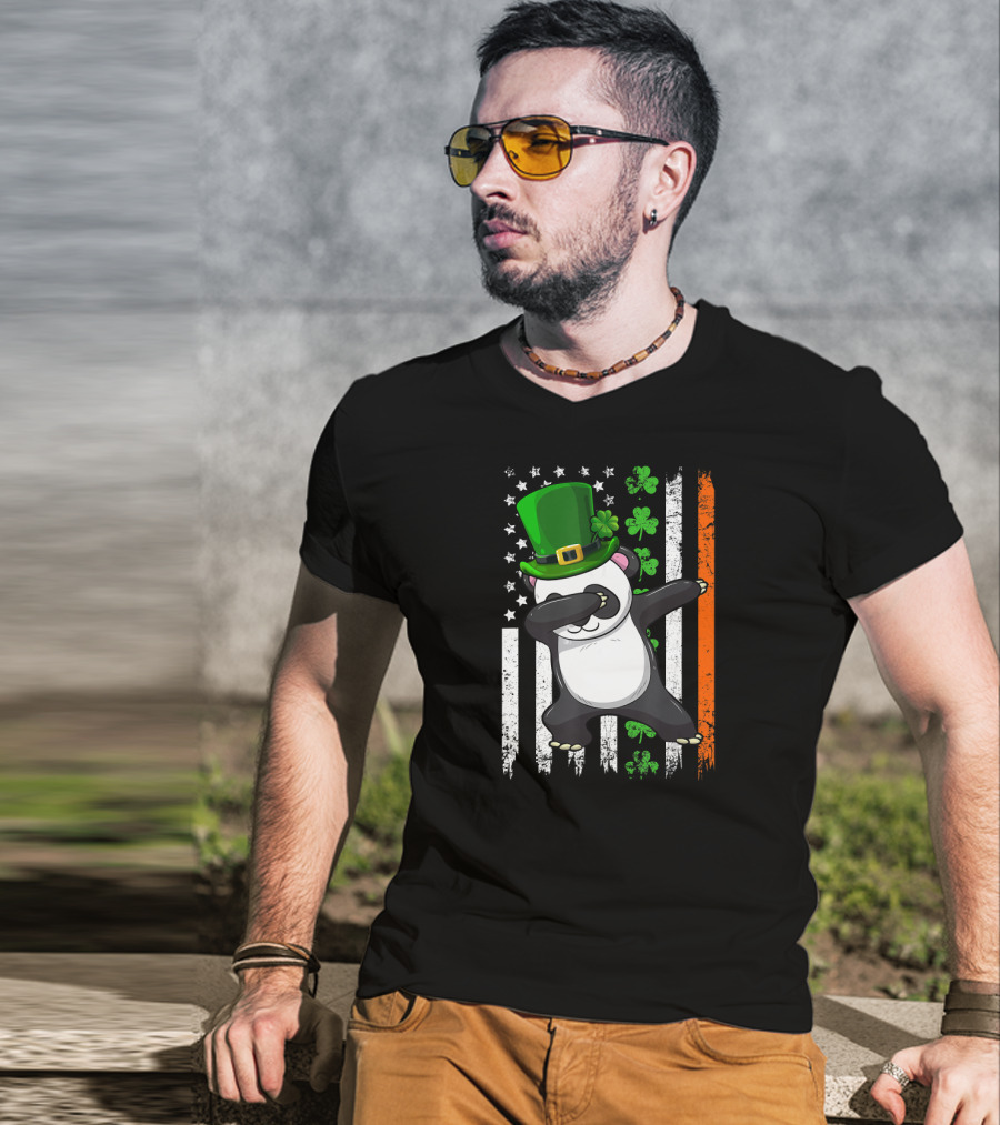 Dabbing Panda Leprechaun Shamrock Green Hat St Patrick's Day Irish Flag T-Shirt