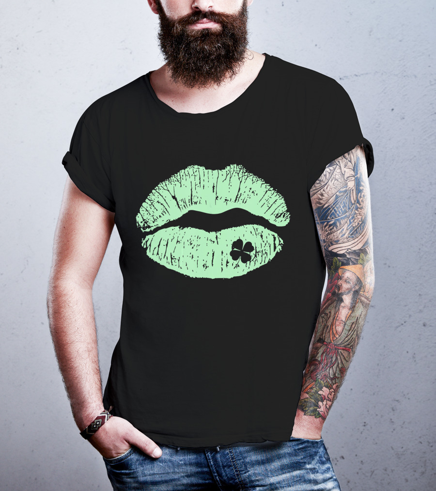 Lips Irish Kiss Clover St Patricks Day Green Shamrock T-Shirt