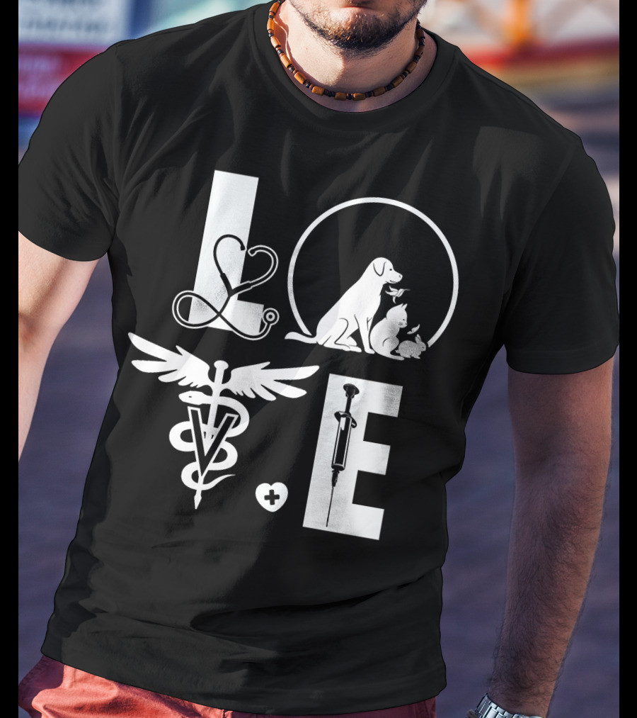 Vet Tech Love 195 Stethoscope Animals Caduceus Syringe T-Shirt