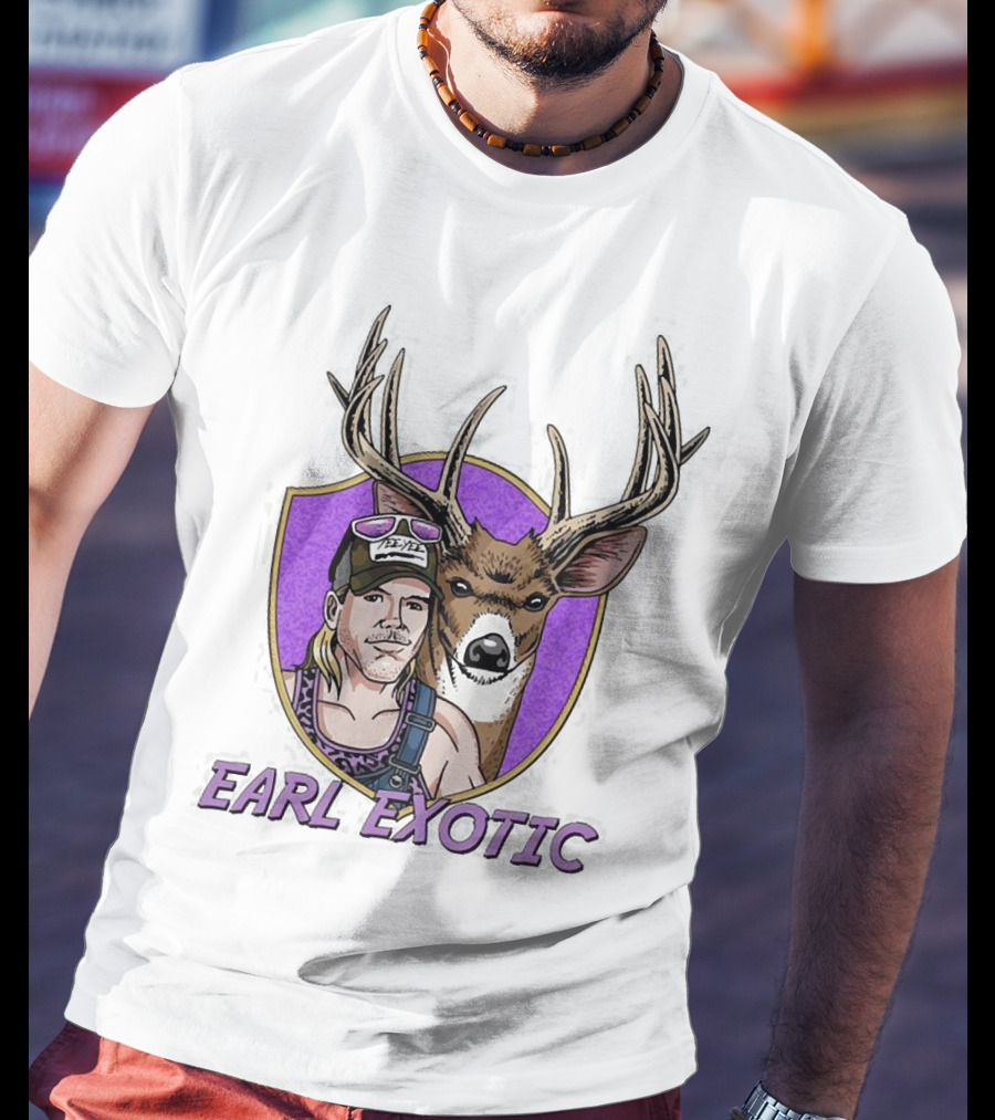 Earl Exotic Deer Hunter With Sunglasses Mule Deer Antlers T-Shirt