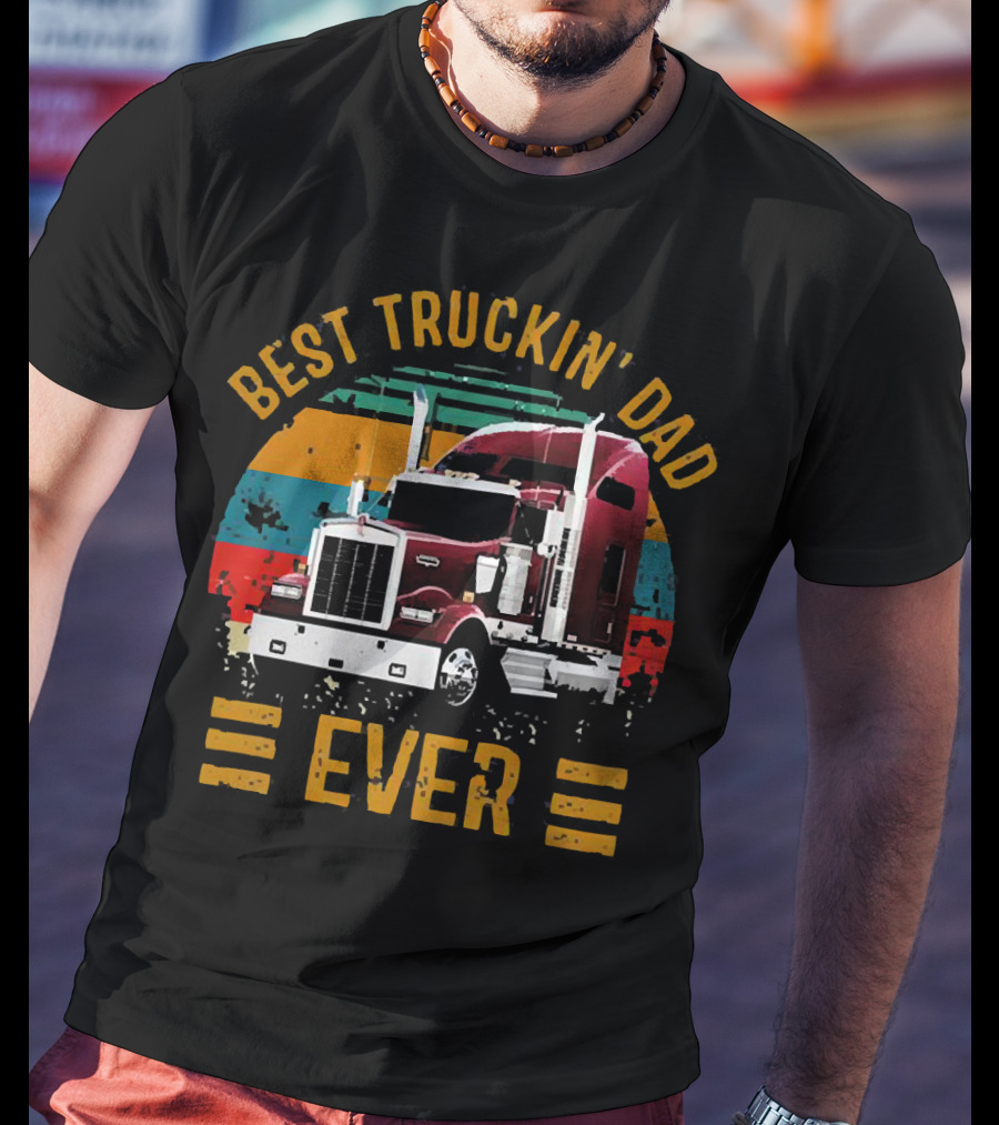 Best Truckin’ Dad Ever Vintage Striped Semi Truck T-Shirt