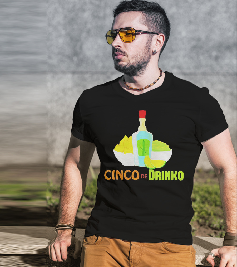 Cinco De Drinko Cinco De Mayo Wine Lemon Cocktail Bottle Lime Chips T-Shirt