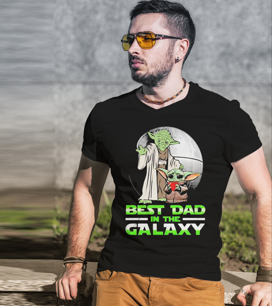 Best Dad In The Galaxy With Yoda And Baby Yoda T-Shirt