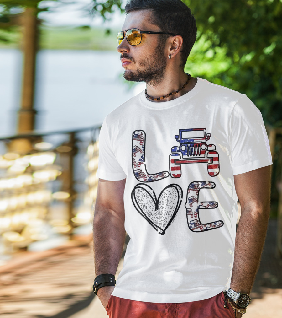Love Jeep American Flag Enthusiast T-Shirt