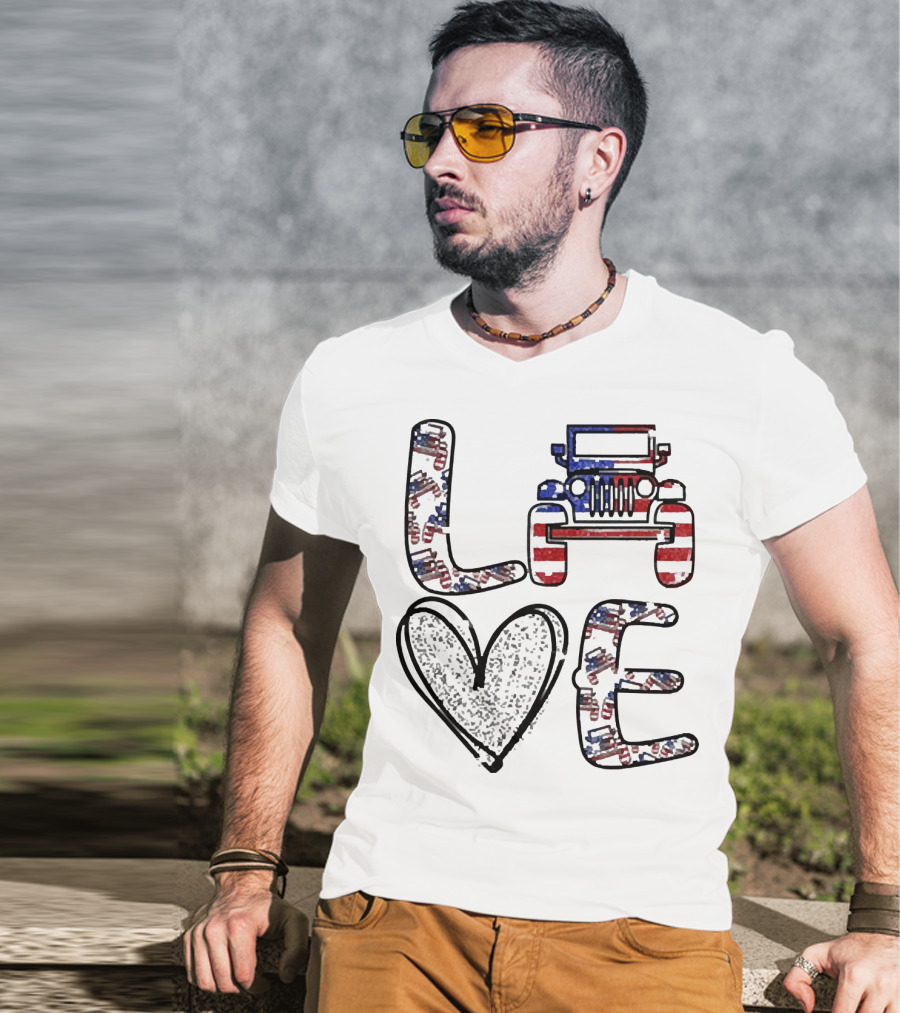 Love Jeep American Flag Enthusiast T-Shirt