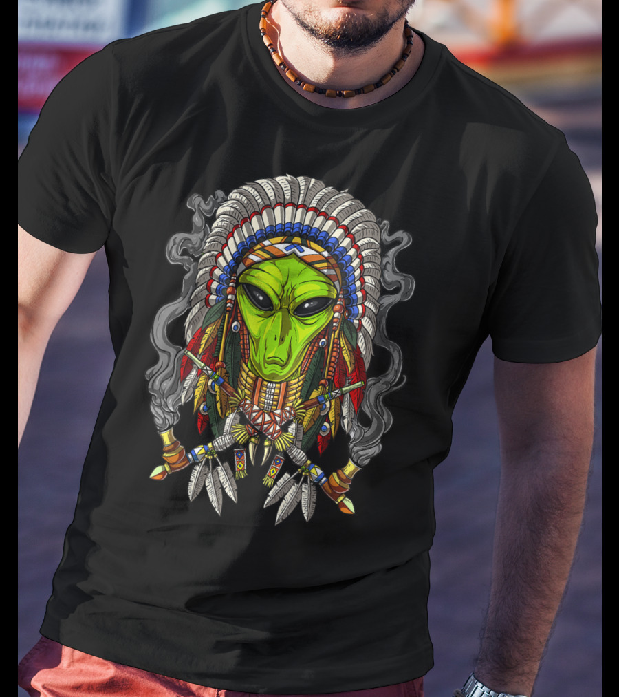 Alien Native American Chief Headdress Smoking Peace Pipes T-Shirt