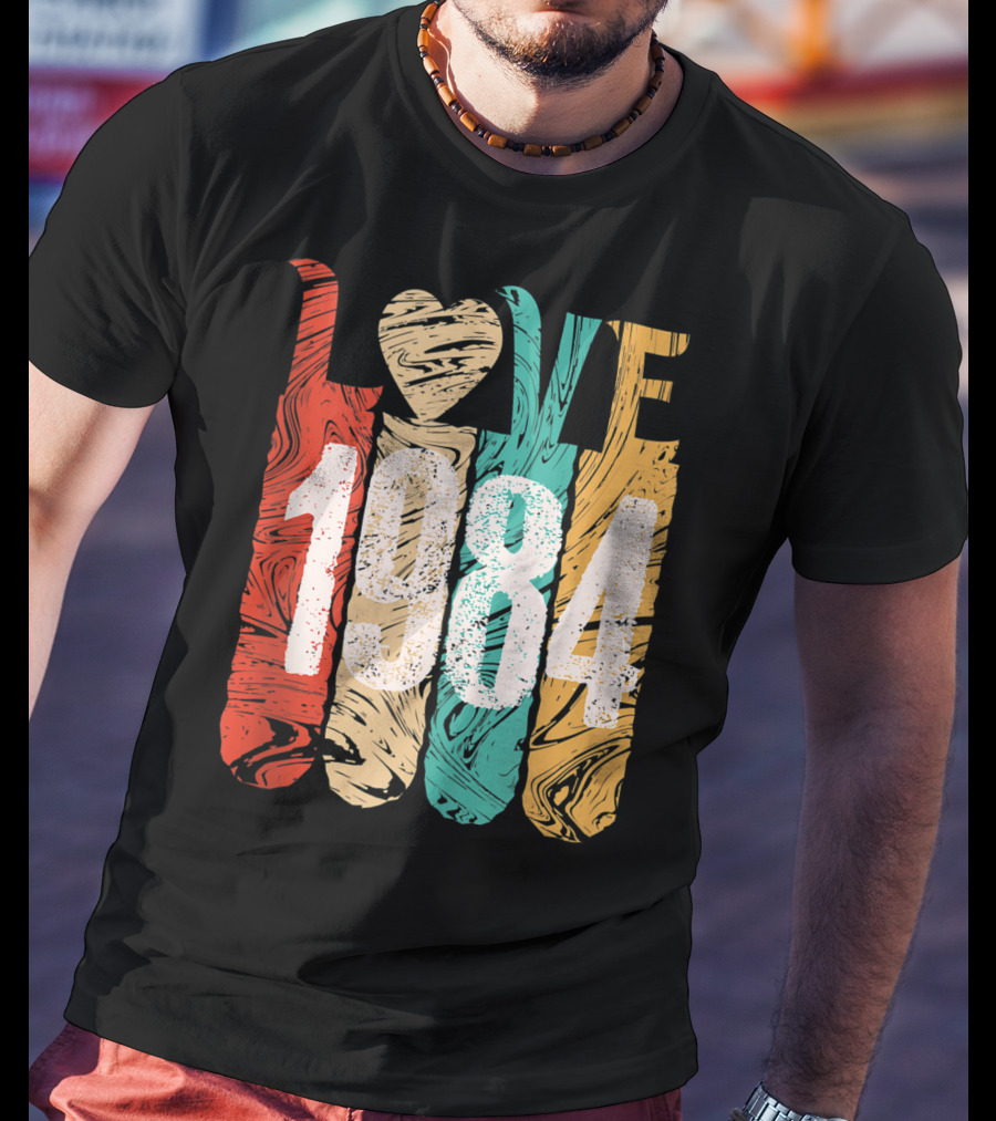 Love 1984 Classic Best Year Perfect Cool T-Shirt
