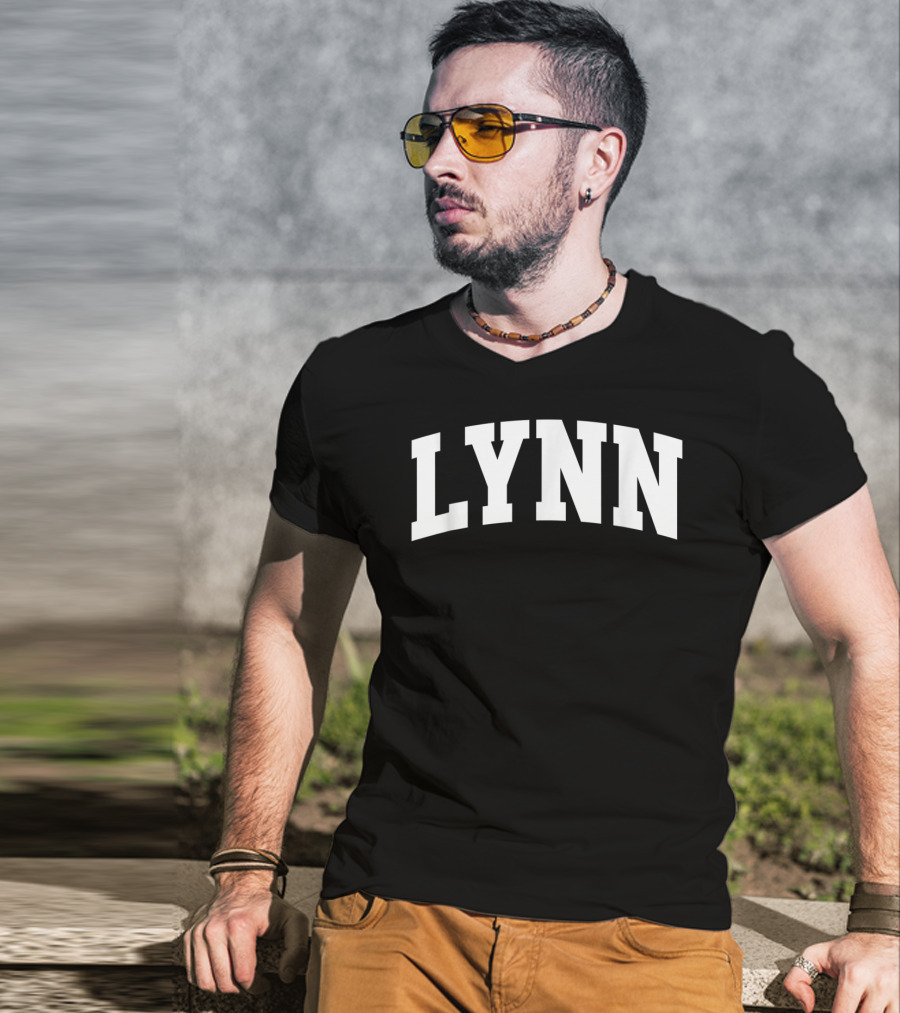Lynn Vintage Sports Team Arch Retro T-Shirt