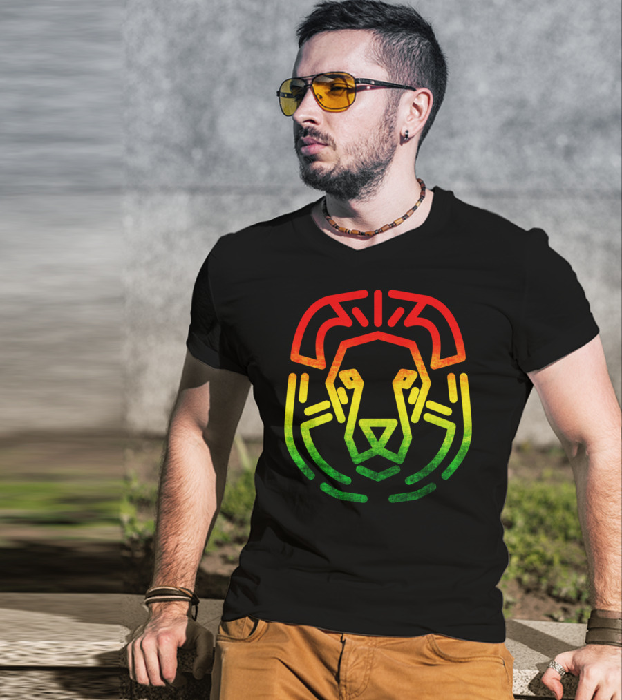 Rasta Flag Reggae Lion Jamaica Geometric T-Shirt