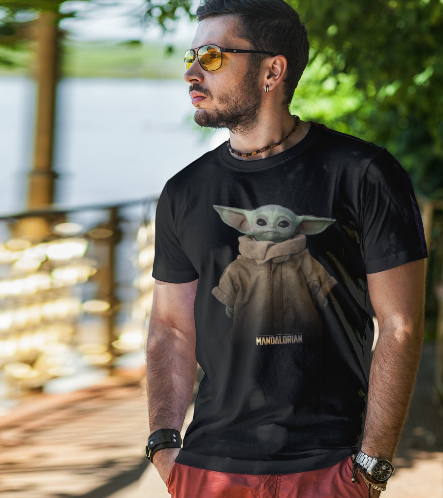 The Mandalorian The Child Simple Star Wars T-Shirt