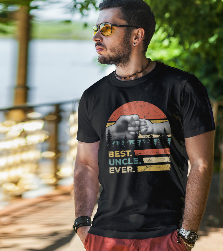 Best Uncle Ever Vintage Forest Fist Bump T-Shirt