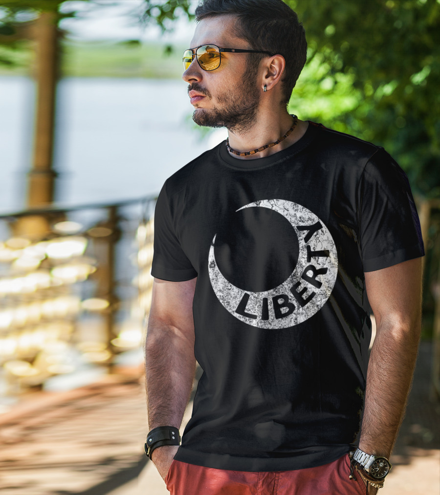 Liberty Moultrie Flag Of Defiance Classic Crescent T-Shirt