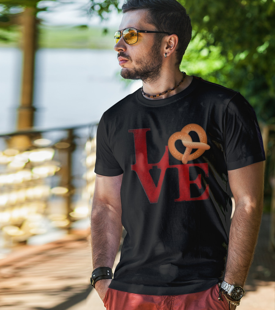 Love Pretzel Philly Emoji Nostalgic T-Shirt