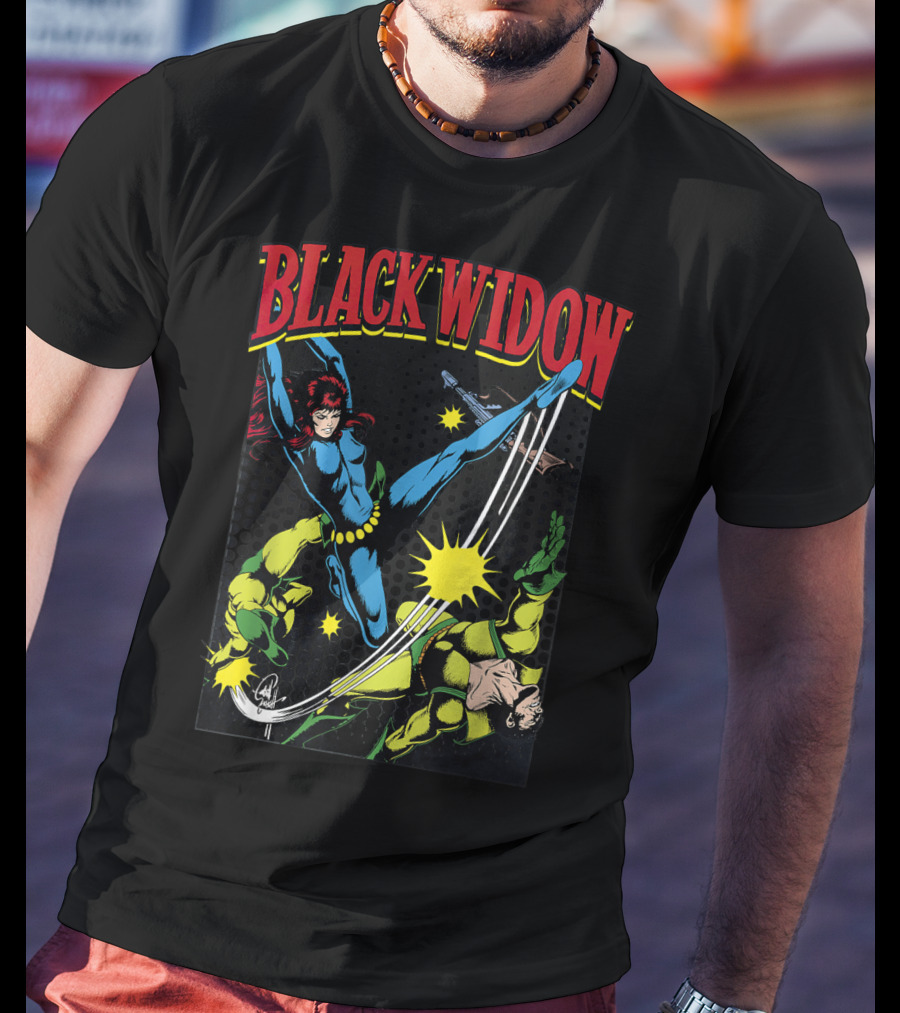 Marvel Black Widow Classic Comic Action Scene T-Shirt