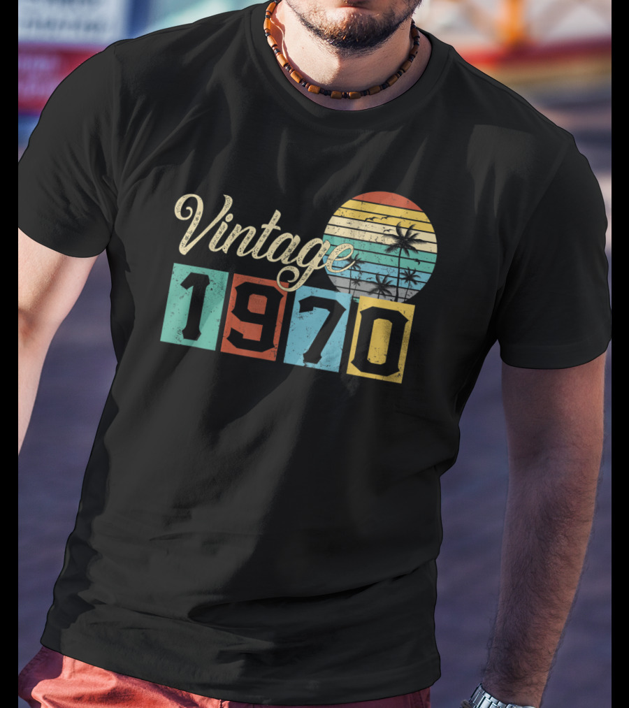 Vintage 1970 Sunset Birthday Classic 19 T-Shirt