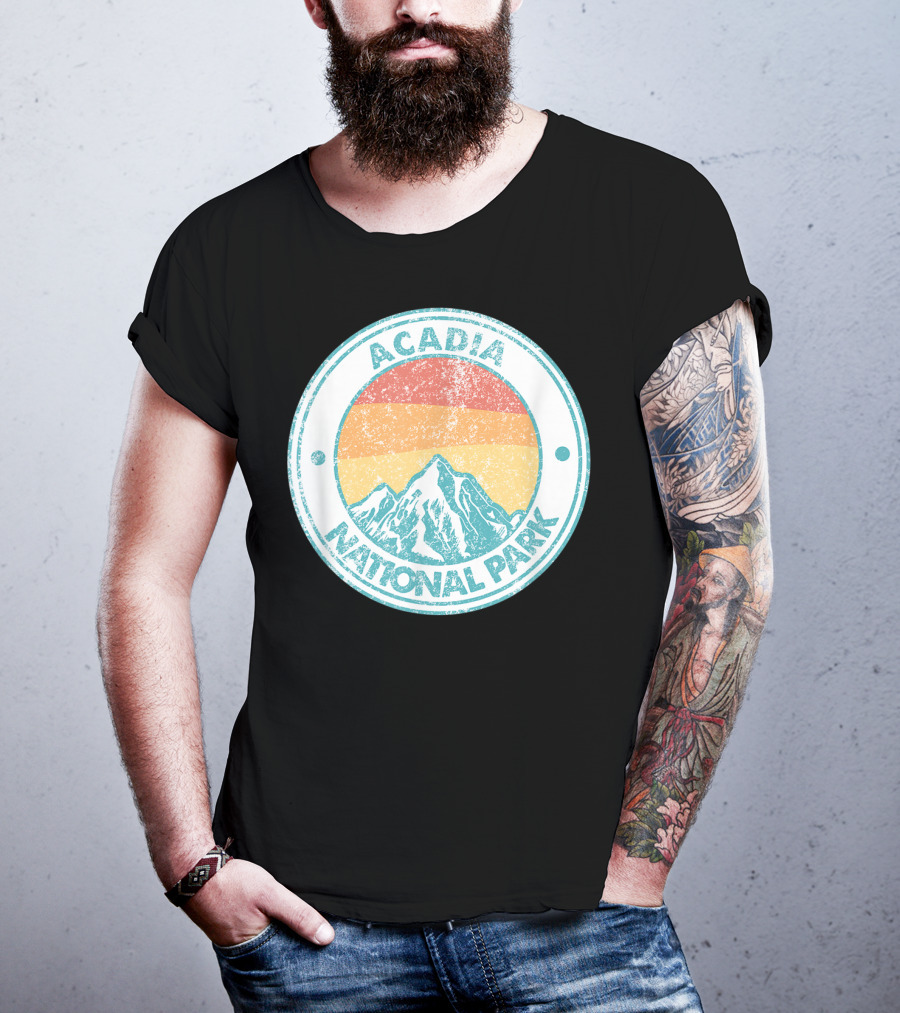 Acadia National Park Vintage Mountain Sunset Circle Badge T-Shirt