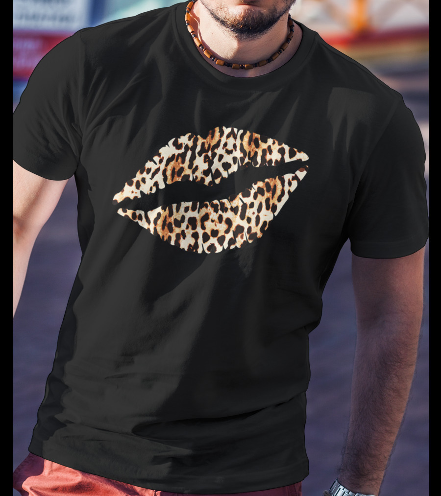Cool Leopard Cheetah Lips Kiss Me T-Shirt