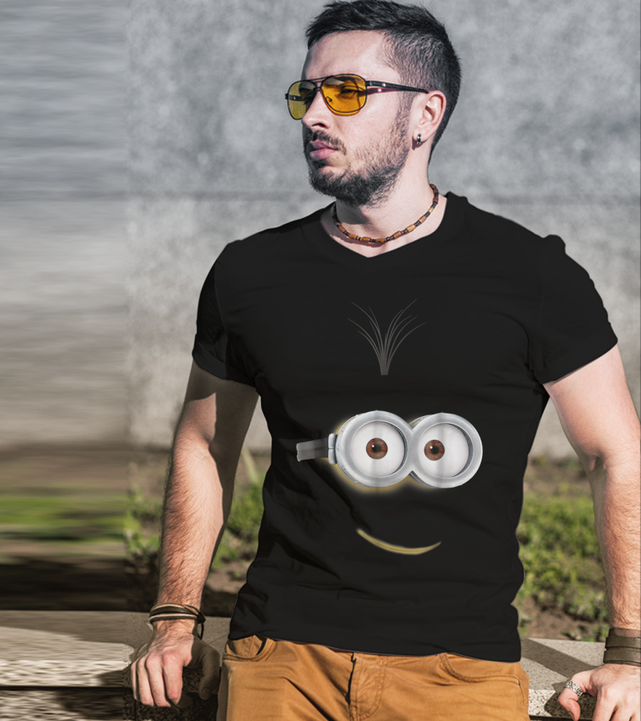 Despicable Me Minions Kevin Face Smile Eyes Goggles Hair T-Shirt
