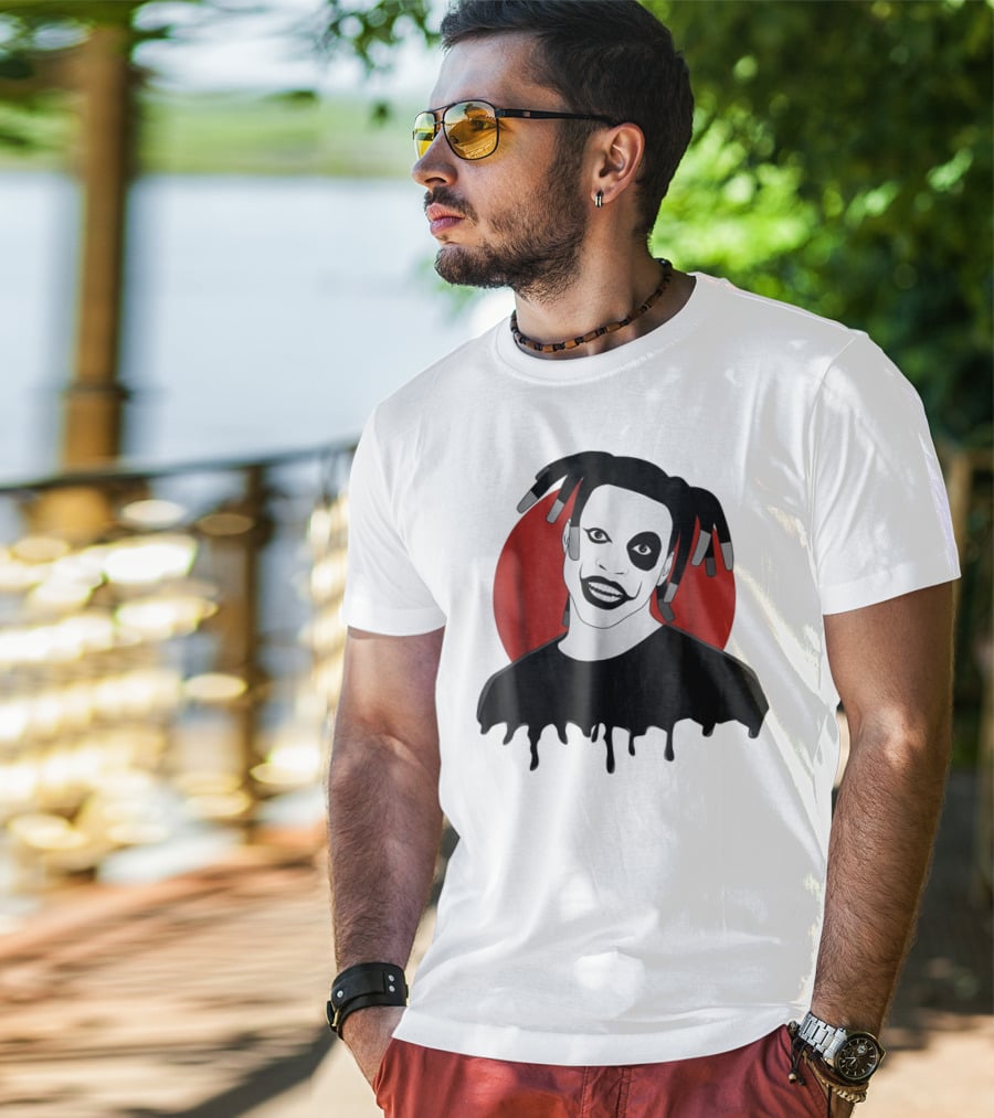Denzel Curry Smiling Monochrome Portrait With Dreadlocks And Red Circle Background T-Shirt