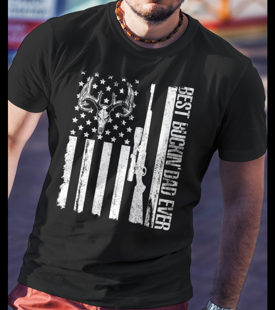 Deer Hunting US Flag Best Buckin Dad Ever Vintage Rifle Buck Antlers T-Shirt