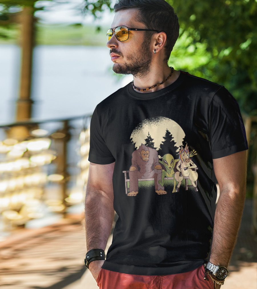 Creatures Monkey Alien Horse Forest Bench Scene T-Shirt