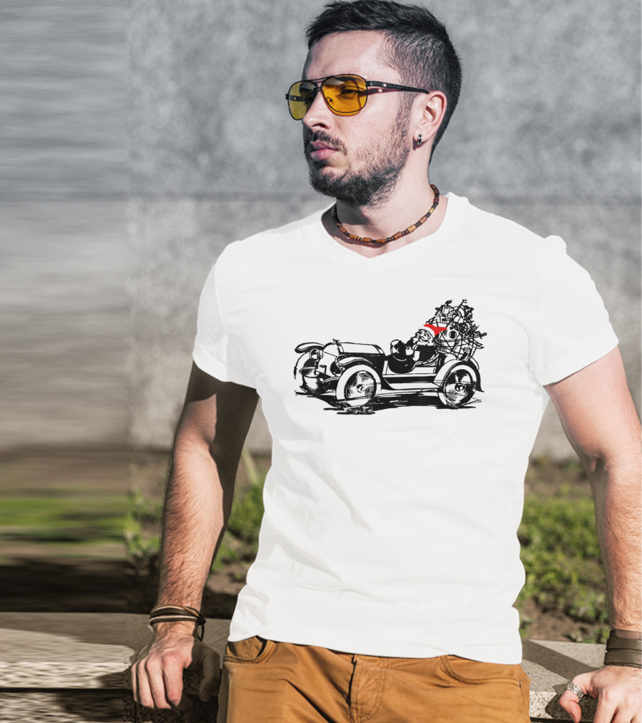 Santa Driving Vintage Car With Christmas Tree Load T-Shirt