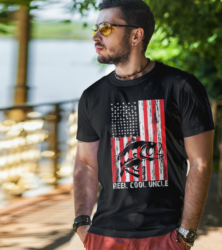 Reel Cool Uncle Vintage Fisherman American Flag T-Shirt