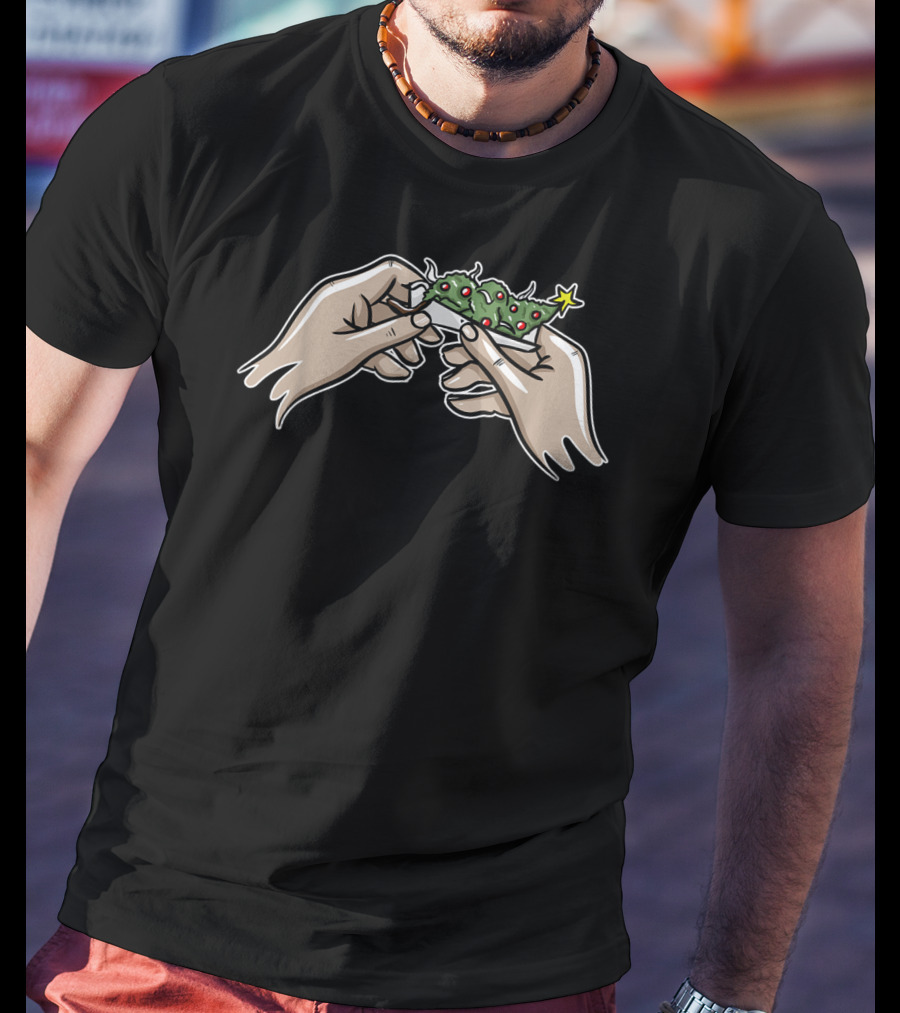 Weed Marijuana Xmas Tree Ornaments Hands Rolling Christmas T-Shirt