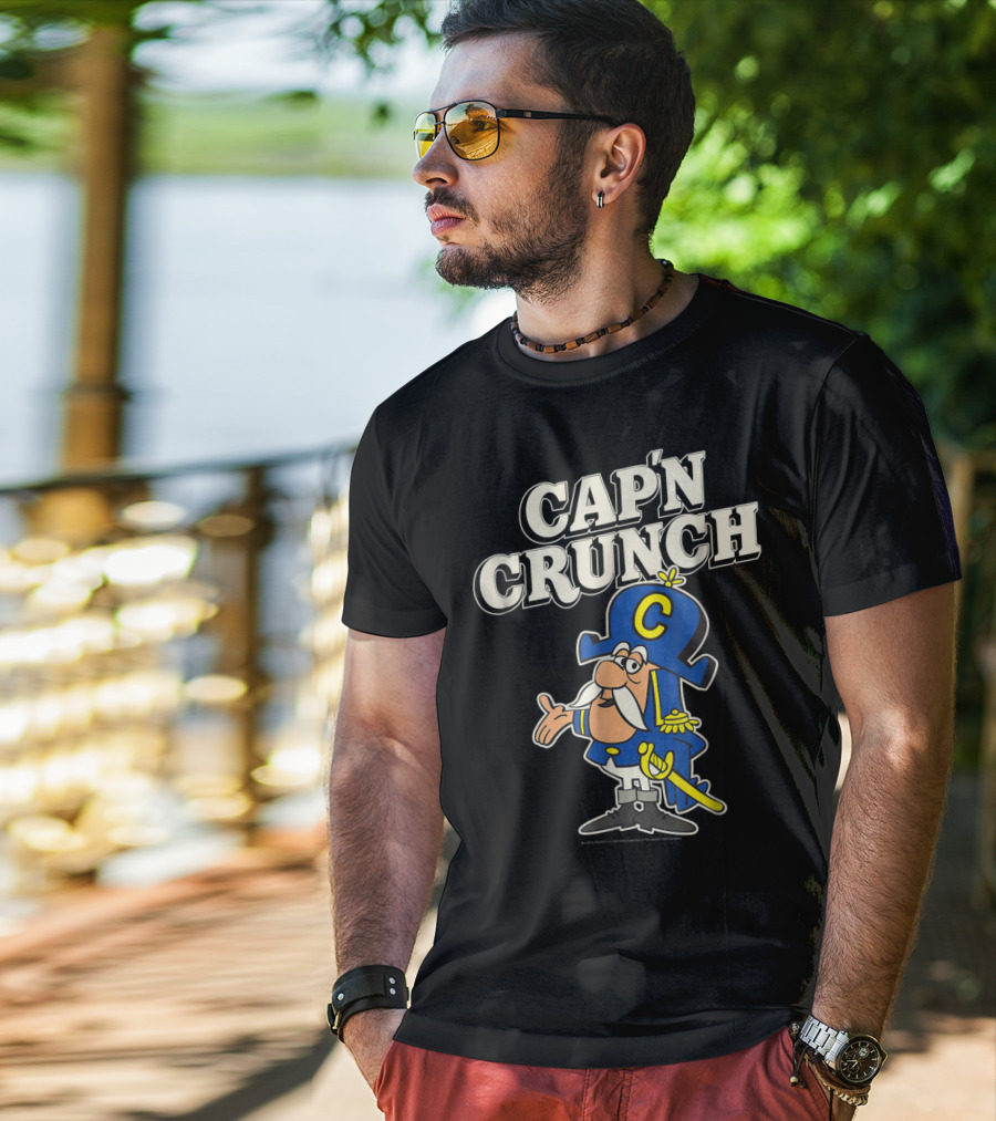 Cap'n Crunch Cap'n Blue Hat Yellow Accents Classic Cereal Character T-Shirt