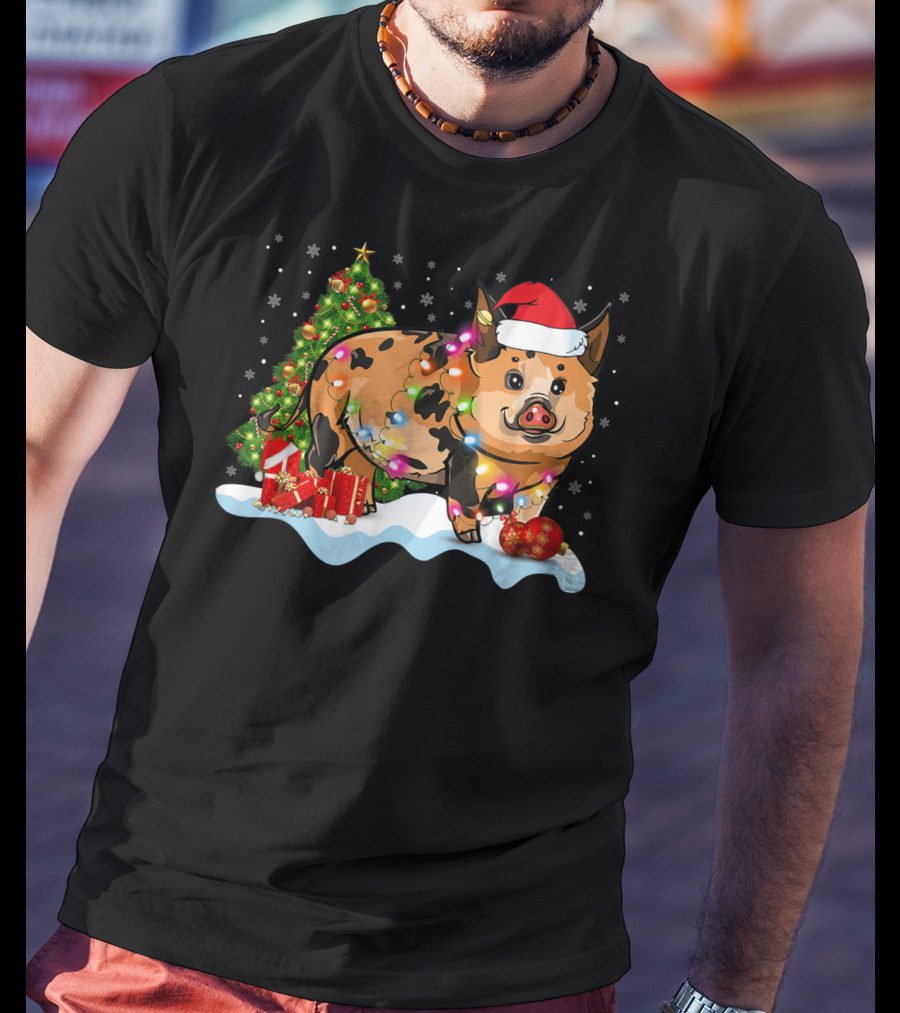 Kunekune Pig Santa Hat Christmas Tree Lights Snowflakes T-Shirt