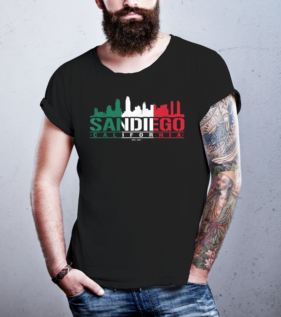 San Diego California Skyline Est. 1821 Classic Look T-Shirt
