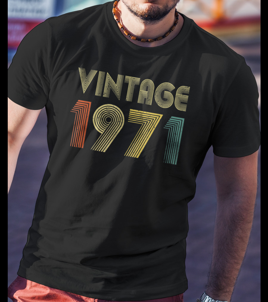 Vintage 1971 Birthday Retro Style 49th T-Shirt