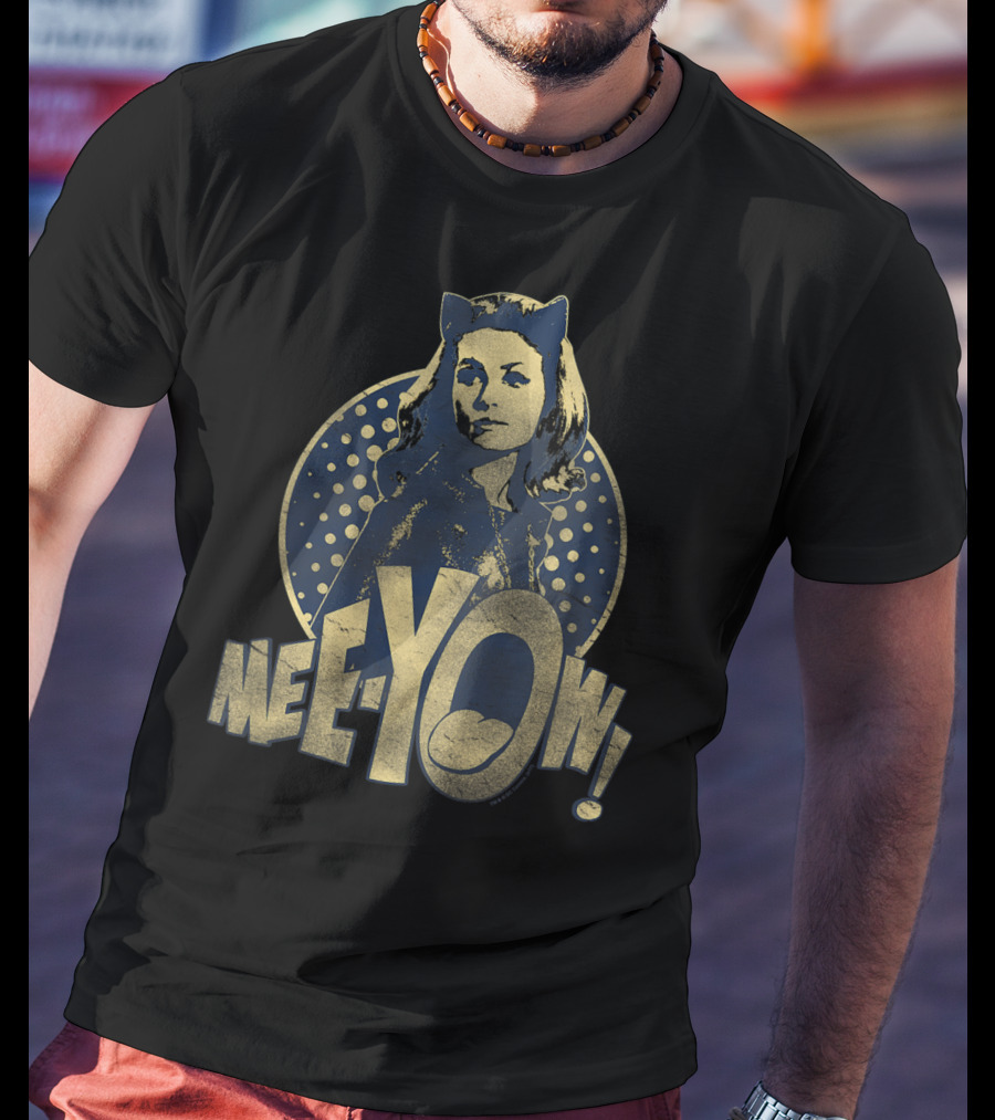 Batman Classic TV Series Catwoman Meeyow Iconic T-Shirt