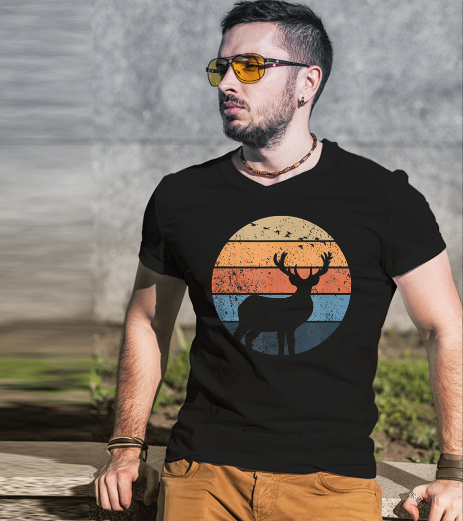 Deer Hunters Vintage Sunset Silhouette With Flying Birds T-Shirt