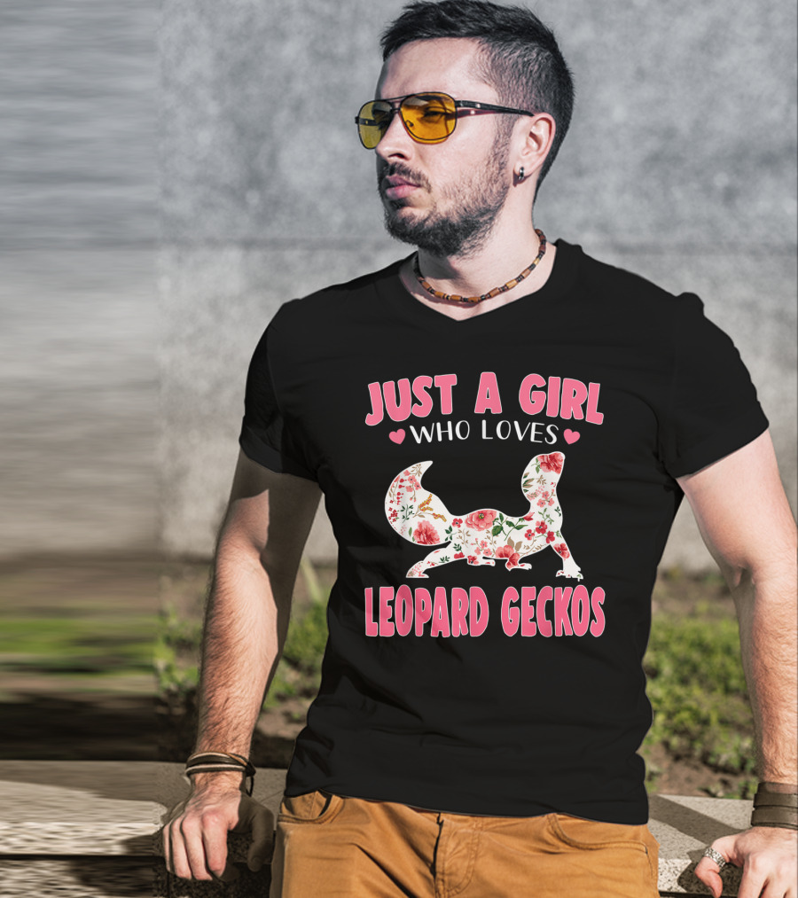 Just A Girl Who Loves Leopard Geckos Floral Heart T-Shirt