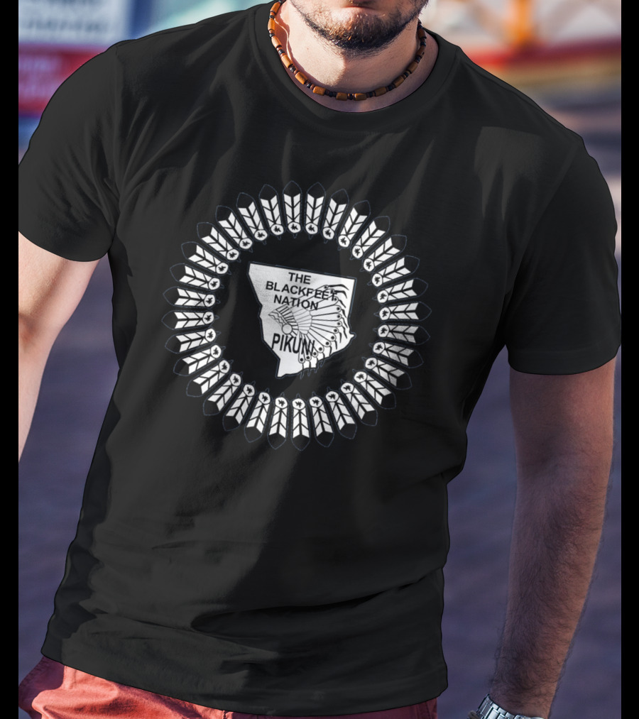 The Blackfeet Nation Pikunii Flag Emblem With Feathers T-Shirt