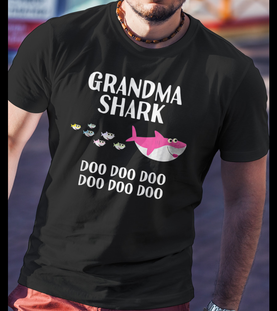 Grandma Shark Doo Doo Doo Family Matching T-Shirt